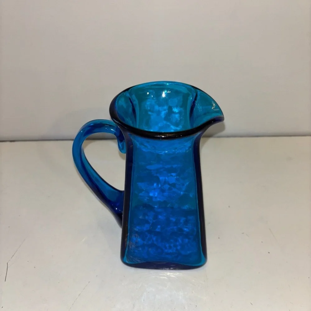 Blenko Blue Glass Hand Blown Glass Vase/ pitcher